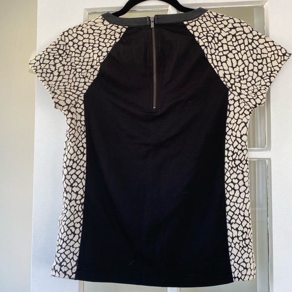 Banana Republic Short Sleeve Leather Trim Sweater - Picture 2 of 2